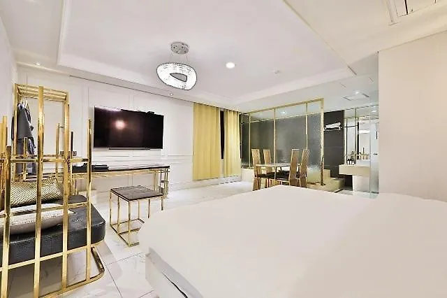 Motel Yeoksam Cullinan *