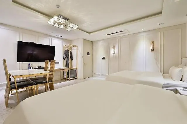 Yeoksam Cullinan Motel *