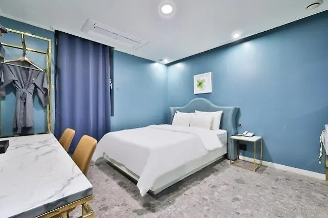 Motel Yeoksam Cullinan Seul