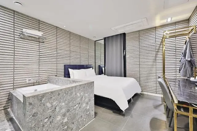 Motel Yeoksam Cullinan